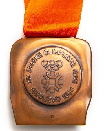 Front: Sarajevo 1984 bronze medal, Games emblem and Croatian legend