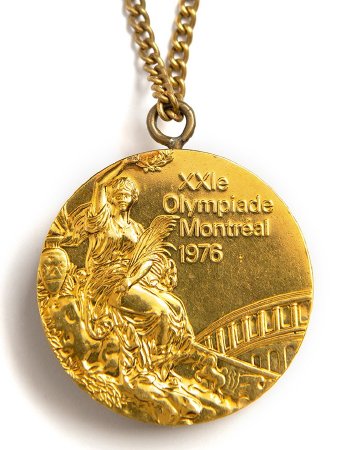 Front: Montr�al 1976 gold medal, Victory with Colosseum in background