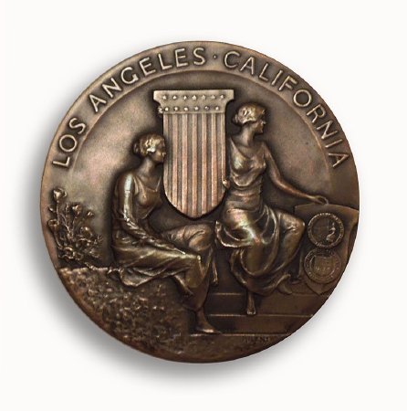 Back of Los Angeles 1932 participation medal, large